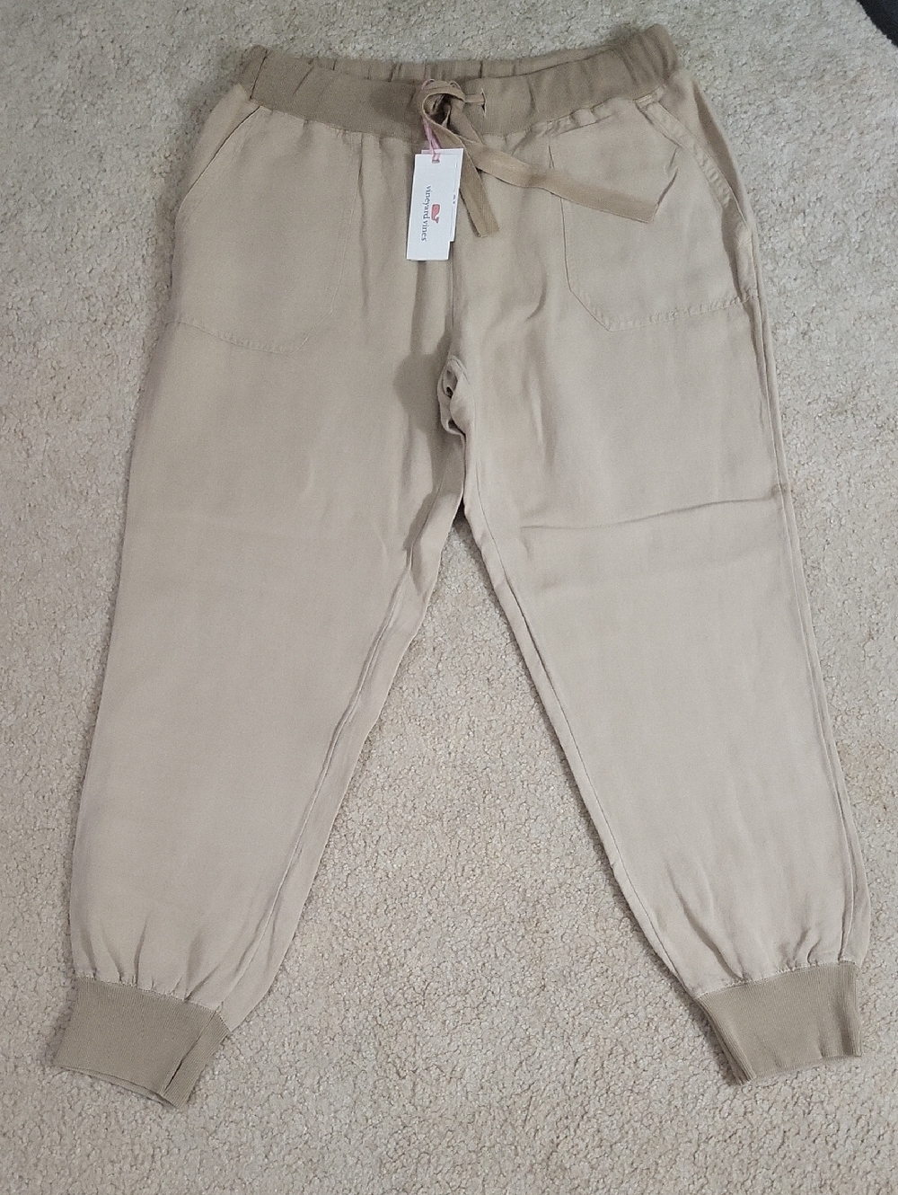 NEW - Vineyard Vines Beige Linen Pants Capri